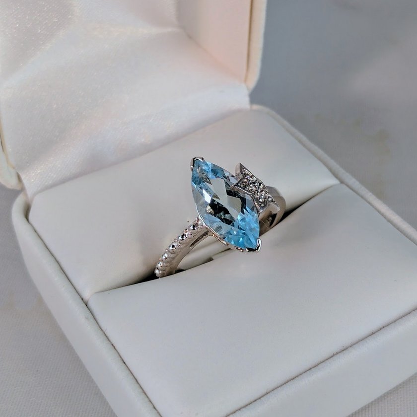 Blue Topaz Marquise with Star